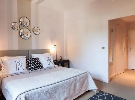 Hotell Le Y 4*