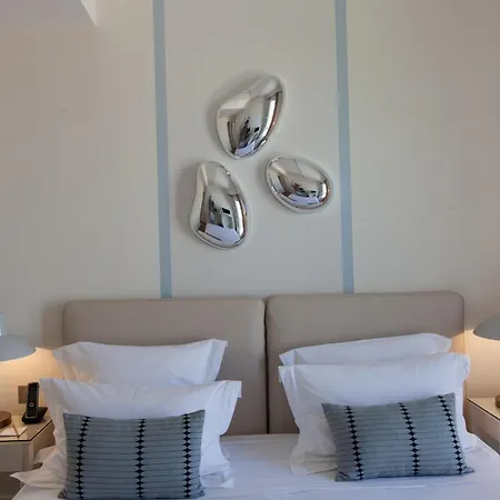 Le Y 4* Saint-Tropez