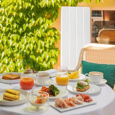 Hotel Le Y Saint-Tropez
