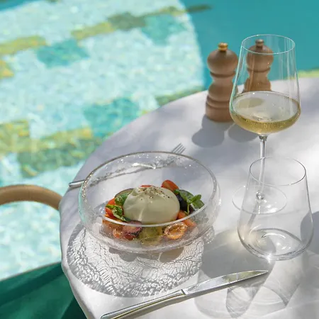 Le Y 4* Saint-Tropez