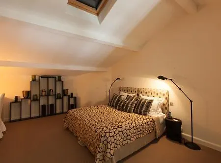 Le Y 4* 圣特罗佩