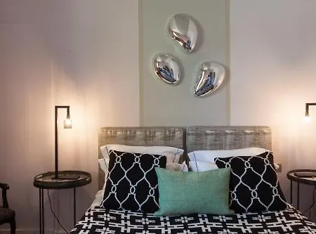 Hotel Le Y 4*