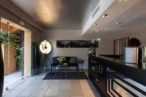 Le Y 4* Saint-Tropez